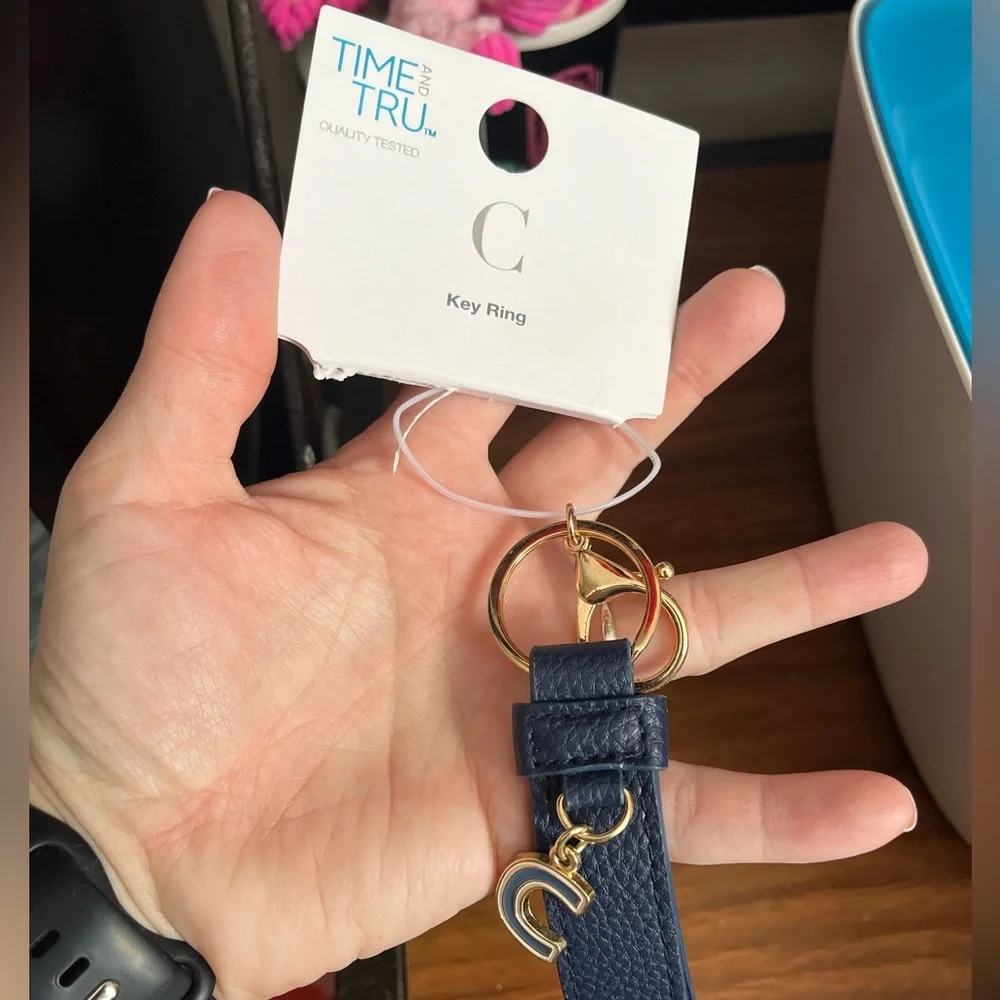 Key chain - Picture 2 of 2